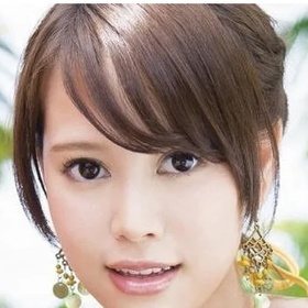 山下あかね
