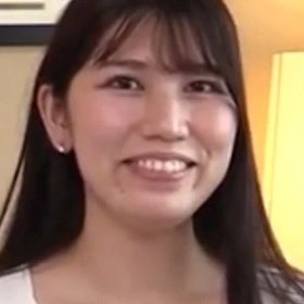 河井彩