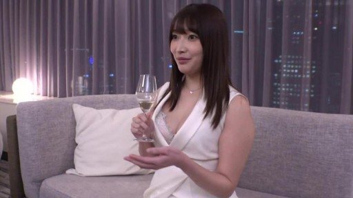 Thumbnail for 259LUXU-1377 Luxury TV 1362 Seorang petugas bank cantik berdada cantik yang mengatakan itu dikembangkan pada pemotretan sebelumnya dan lebih mudah untuk dirasakan telah kembali! Aw