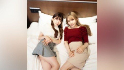 Thumbnail for FC2PPV-4012695 Harem 3P terbalik minimal dan tertinggi tempat Anda menggoda di depan teman-teman Anda