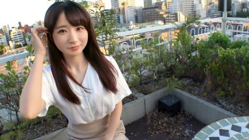 Thumbnail for SIRO-5185 自分に自信をつけるためAV出演を決心したピアノの先生！初めは恥ずかしさで笑ってしまうが、気持ちよくなってくると顔を歪め甘い旋律を奏でる！