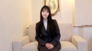 Thumbnail for FC2PPV-4218472 転職活動中のドスケベ医療従事者を呼び出してブラウス着せたまま顔射！それだけでは物足りなかったので、ベッドでイカせまくりの中出しSEXさせてもらいました！