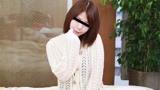 Thumbnail for 10Musume 112124_01 길거리에 자리 잡고있는 여유로운 귀여운 아마추어 딸을 헌팅합니다!