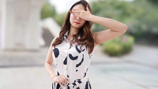 Thumbnail for Pacopacomama 041126_100 가족도 모르는 깜짝 놀란 나 ~ 민완 부장의 부인 ~